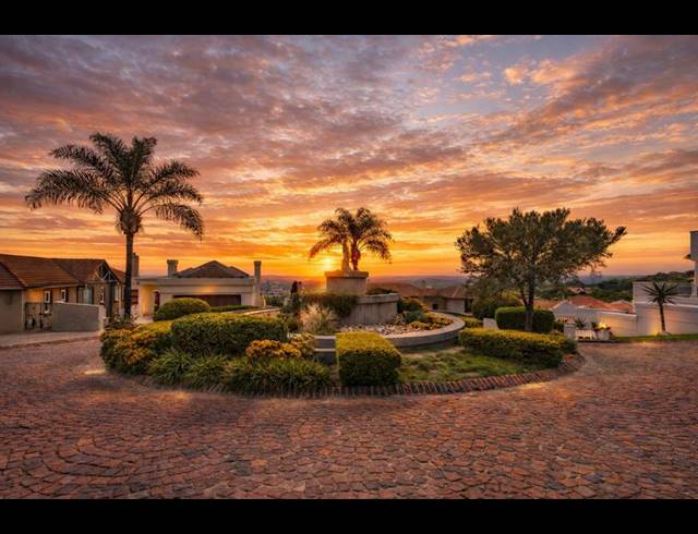 4 BEDROOM HOUSE FOR SALE IN WATERKLOOF RIDGE